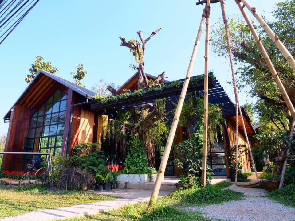 Yayo Coffee And Bed Chiang Rai Exterior foto